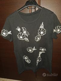 T-shirt maglietta a maniche lunghe Upim nera fiori