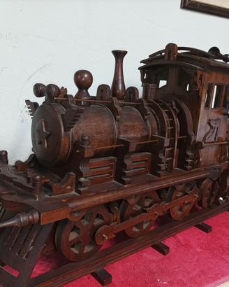 Locomotiva In Legno Vintage