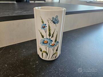 Bassano:  Vaso in ceramica