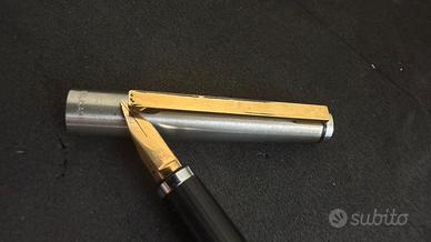 Pelikan stilografica con pennino oro