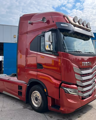 IVECO AS440 S-WAY 570 (C10)