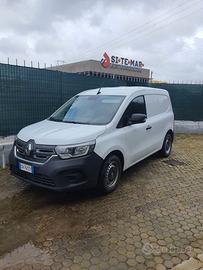 furgone renault kangoo elettrico
