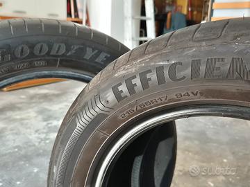 4 gomme estive goodyear 215/55 r17 94V