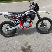 Moto 125