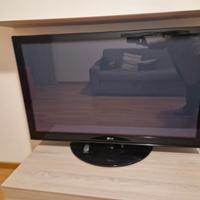 Televisore da 50 pollici marca LG