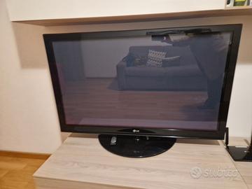 Televisore da 50 pollici marca LG