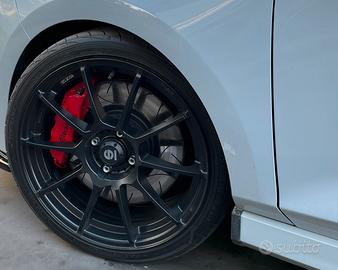 Kit freni ford fiesta st mk8 impianto frenante
