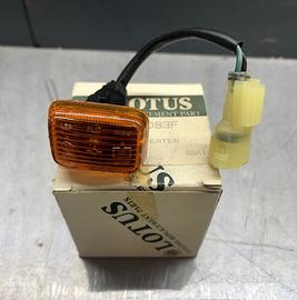 LOTUS FRECCIA LATERALE ARANCIONE GENUINE REPLACEME
