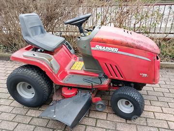 tagliaerba trattorino 23 cv