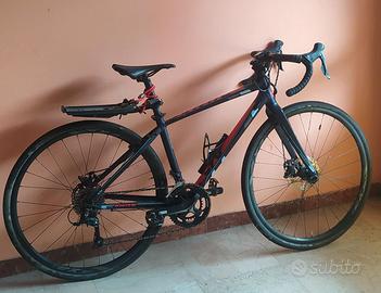 Bicicletta gravel Giant