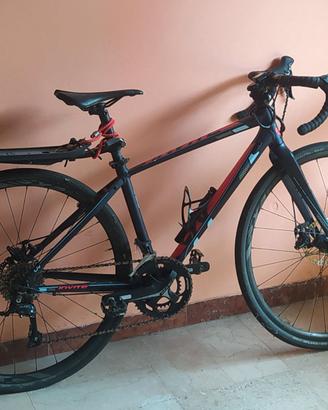 Bicicletta gravel Giant