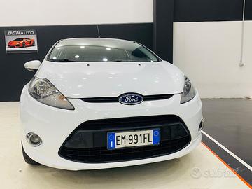 FORD FIESTA 1.4 TDCI ADATTA X NEOPATENTATI