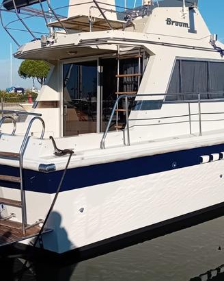 Yacht broom35