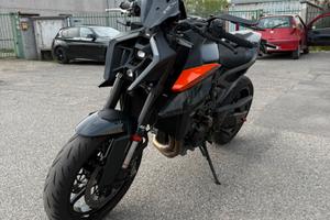 Ktm duke 990 2025