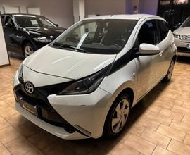 Toyota Aygo 5p 1.0 x-cool* PER NEOPATENTATI