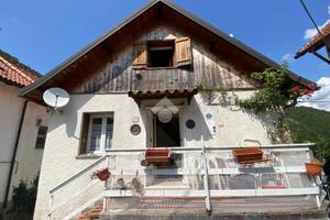 CASA INDIPENDENTE A MONTOGGIO