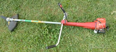 decespugliatore Kawasaki th48 professionale