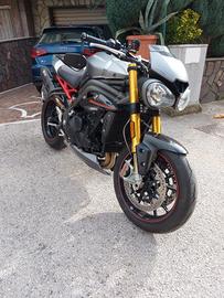 SPEED Triple 1050 R