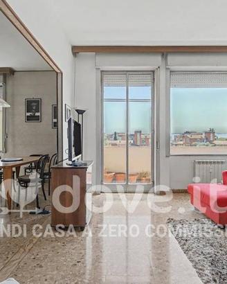 Appartamento di 144 m² con più di 5 locali e posto