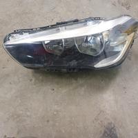 Faro sinistro BMW X1 del 2017