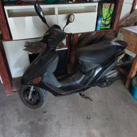 Scooter Atala hacker 50 per pezzi di ricambio