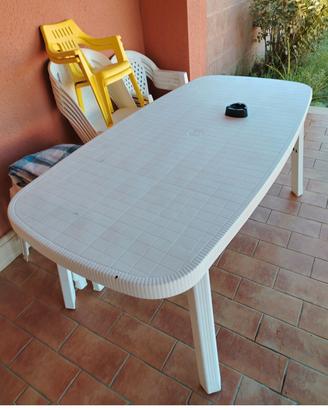  tavolo da giardino
