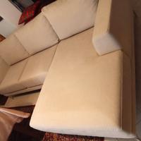 divano con chaise longue