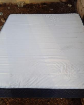 materasso matrimoniale ikea con doghe
