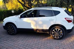 Nissan Qashqai  1.6 dCi DPF 4x4 –2012 – 250.000 km