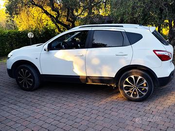 Nissan Qashqai  1.6 dCi DPF 4x4 –2012 – 250.000 km