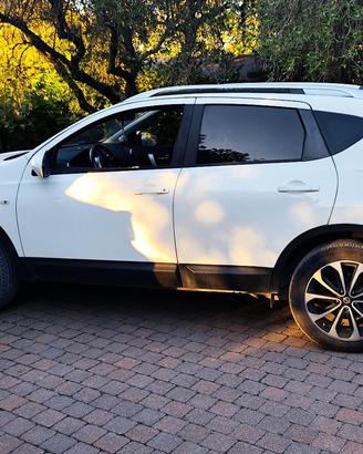 Nissan Qashqai  1.6 dCi DPF 4x4 –2012 – 250.000 km