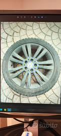 4 cerchi e gomme da 17 trattabili