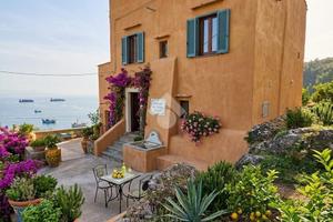 CASA INDIPENDENTE A VIETRI SUL MARE