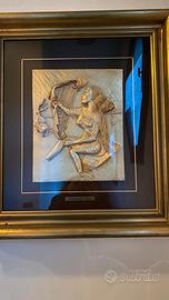 SALVATOR DALI', bassorilievo in oro