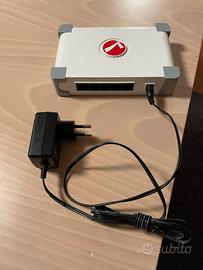 Switch di rete 5 porte intellinet bianco