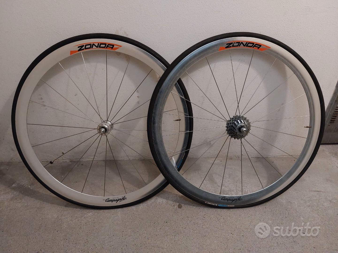 Campagnolo Zonda C17 Wheelset - Lightweight & Stable | bike