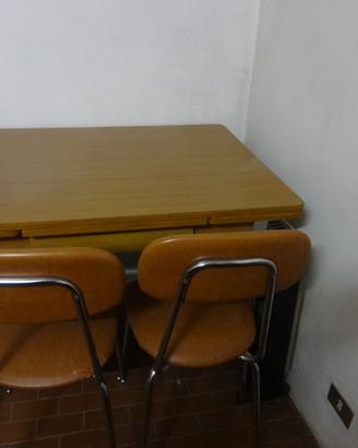 tavolo  in formica