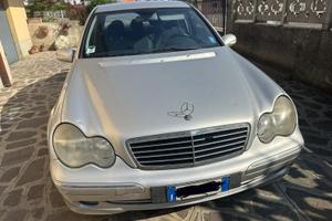 Mercedes Benz classe c w203 220 cdi