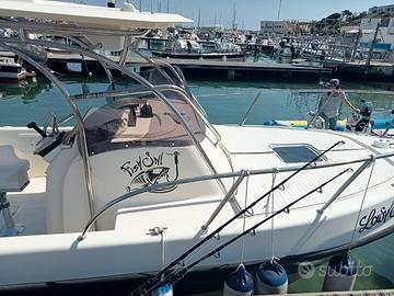 Murena 730 Walkaround 8 m - Motore Mercury 200 cv,