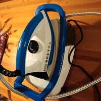 Ferro da stiro con caldaia.