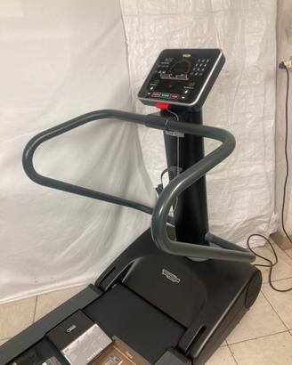 TAPIS ROULANT TECHNOGYM RICONDIZIONATO