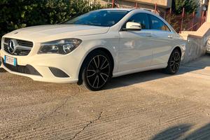 Mercedes cla 180 anno 2015