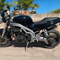 Triumph speed triple 955