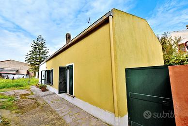 Casa indipendente con cortile privato