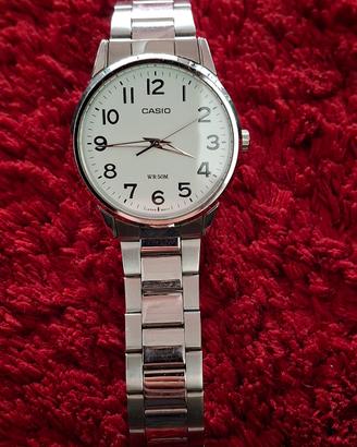 Casio  Uomo Quartz WR 50M Acciaio Inox
