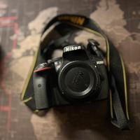 NIKON D5300 + 18-55mm