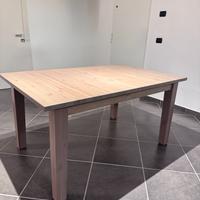 Tavolo in legno - estendibile