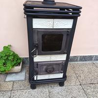 Stufa a legna CASTEL MONTE