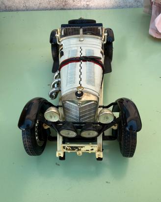 Modellino Mercedes-Benz SSK 1928 1:18 bburago