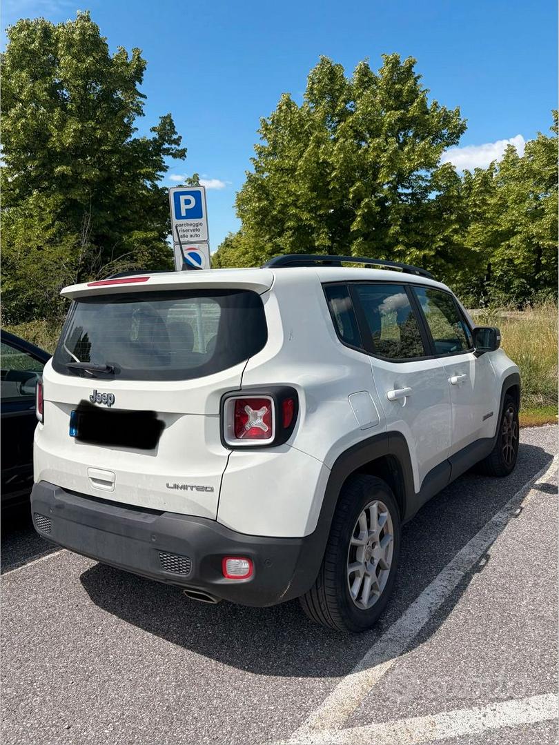 Jeep Renegade 2018 photo 2
